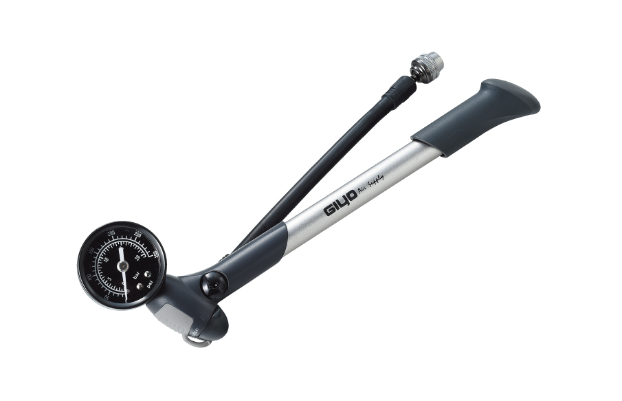 サスペンションポンプ